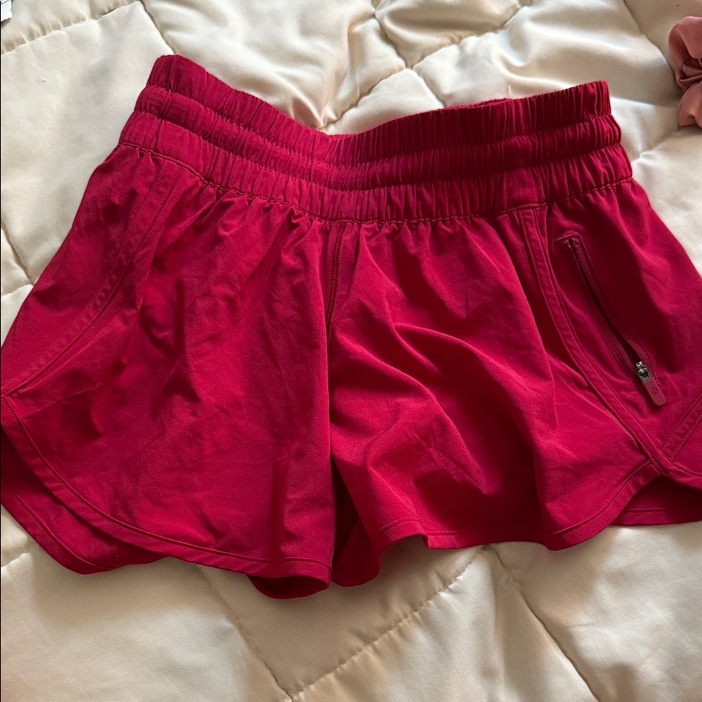 Lululemon Tracker Shorts 4”